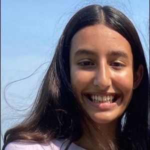 Meet your Posher, Divya